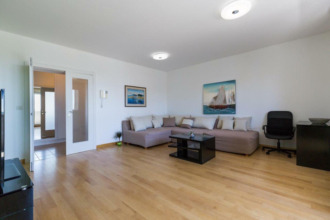 Apartment Pavic - Private Parking Ζαντάρ Εξωτερικό φωτογραφία